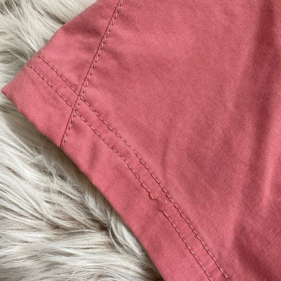 Athleta Women’s Shorts Pink Size 10 - Picture 9 of 9